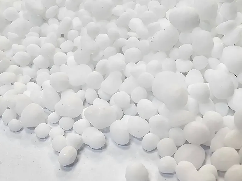 Urea granulada, primer plano